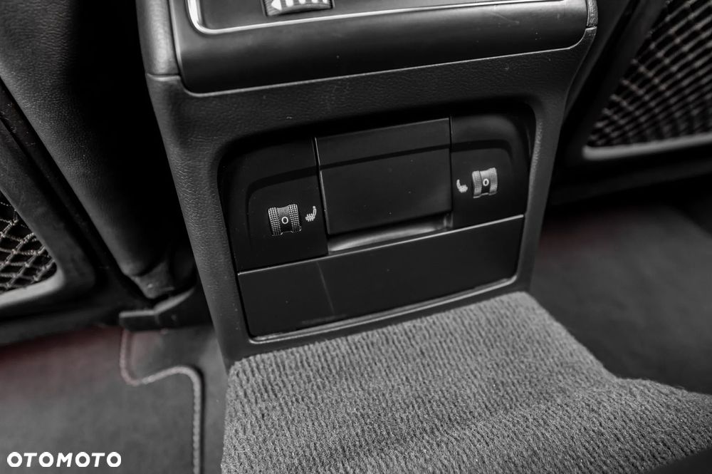 Audi A4 Avant 2.0 TFSI multitronic S line Sportpaket - 26