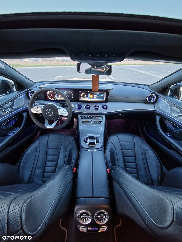 Mercedes-Benz CLS - 14