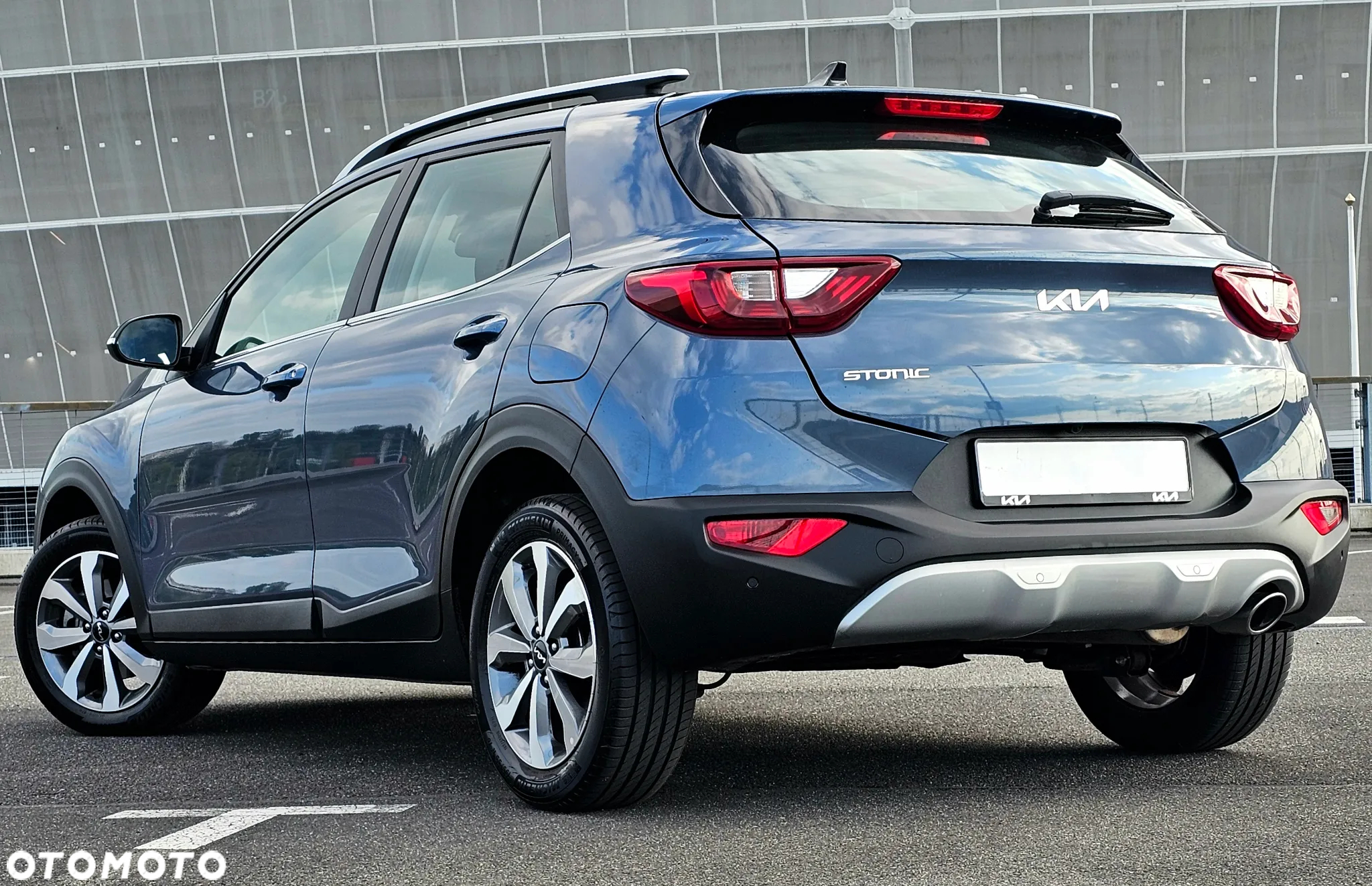 Kia Stonic 1.0 T-GDI L Business Line - 6