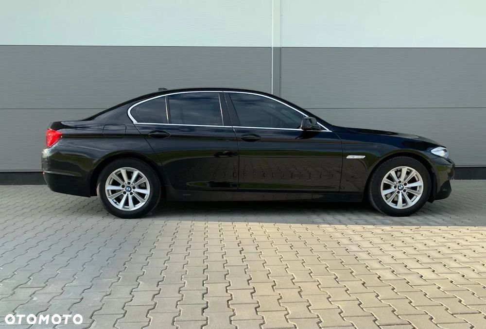 BMW Seria 5 520d - 10