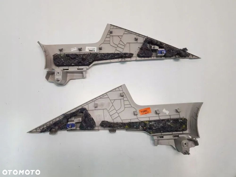 OSŁONA ZAŚLEPKA MASKOWNICA RENAULT MEGANE IV 4 - 2