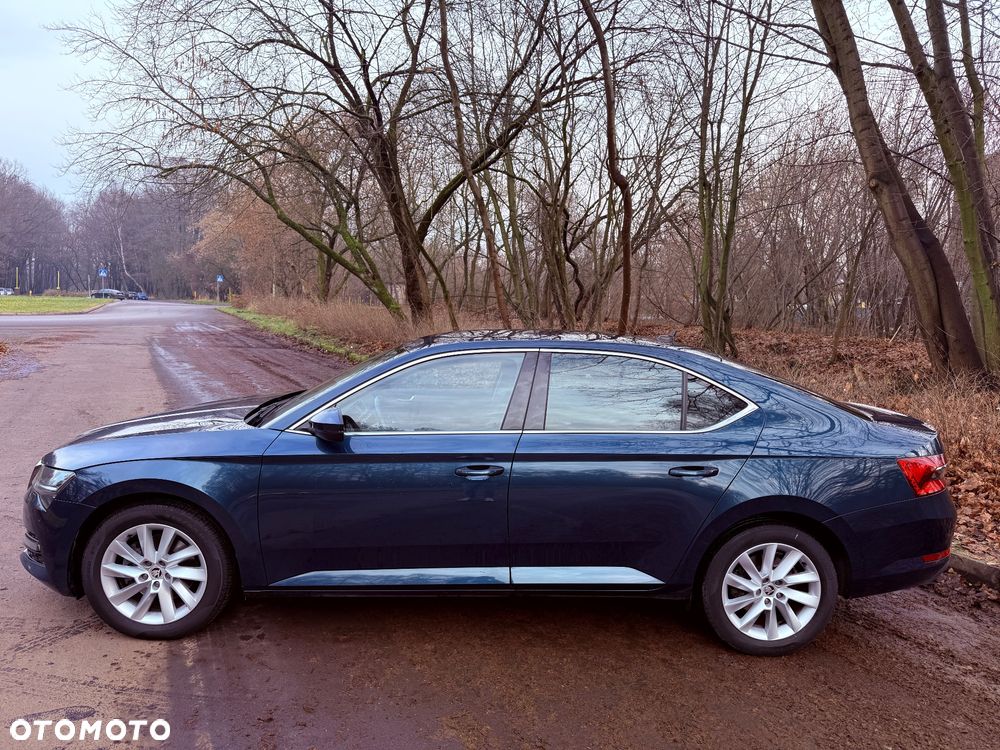 Skoda Superb 2.0 TSI Ambition DSG - 4