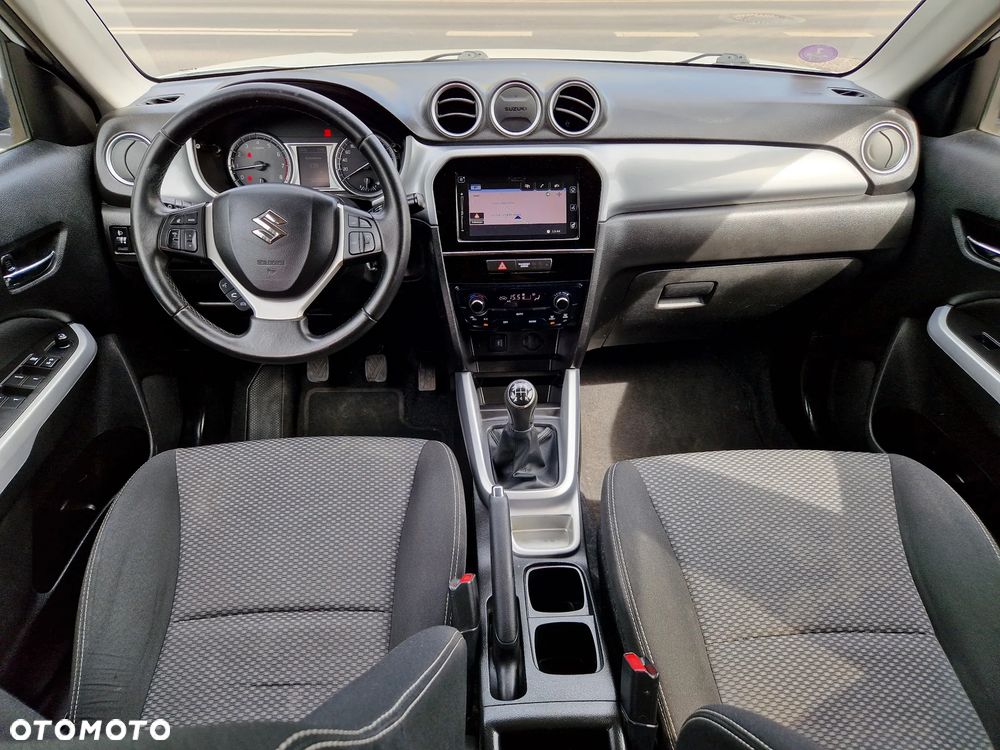 Suzuki Vitara 1.6 Premium 2WD - 8