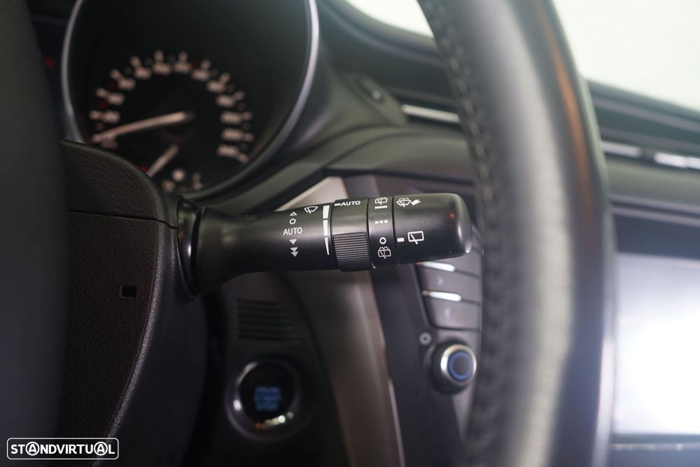 Toyota Avensis Touring Sports 2.0 D-4D Exclusive - 23