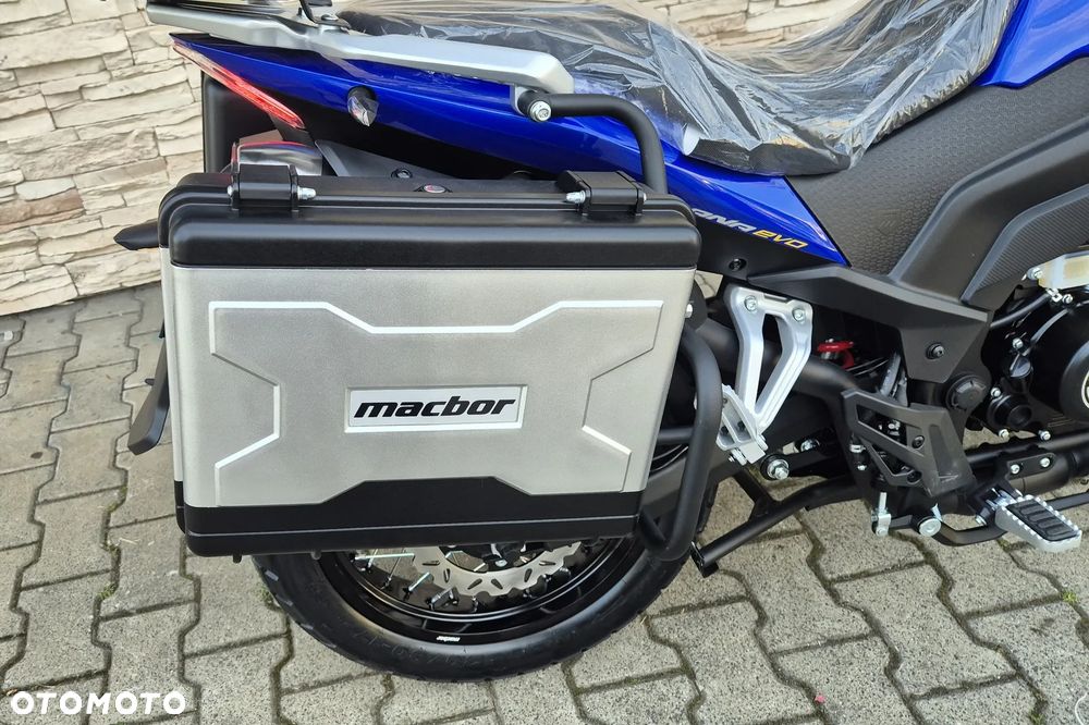 Macbor Montana XR1 125 EVO - 9