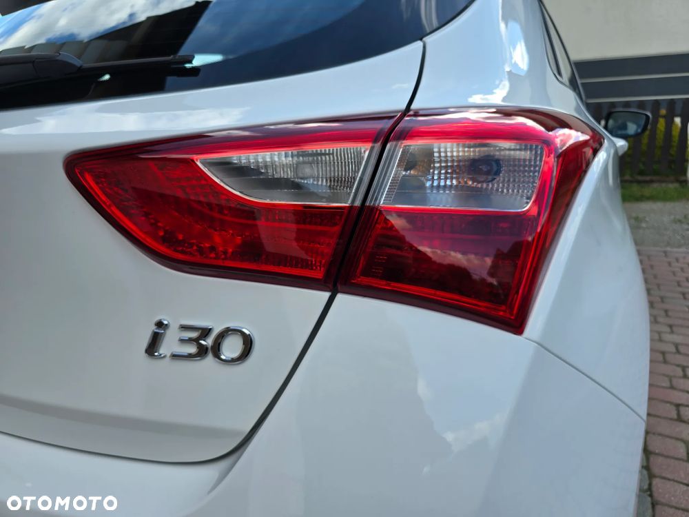 Hyundai i30 blue 1.6 GDI YES Gold - 20