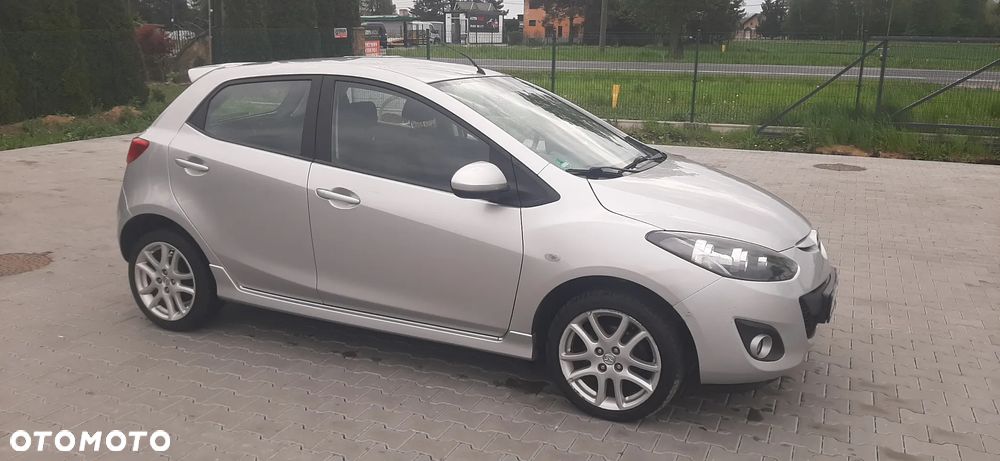 Mazda 2 - 7