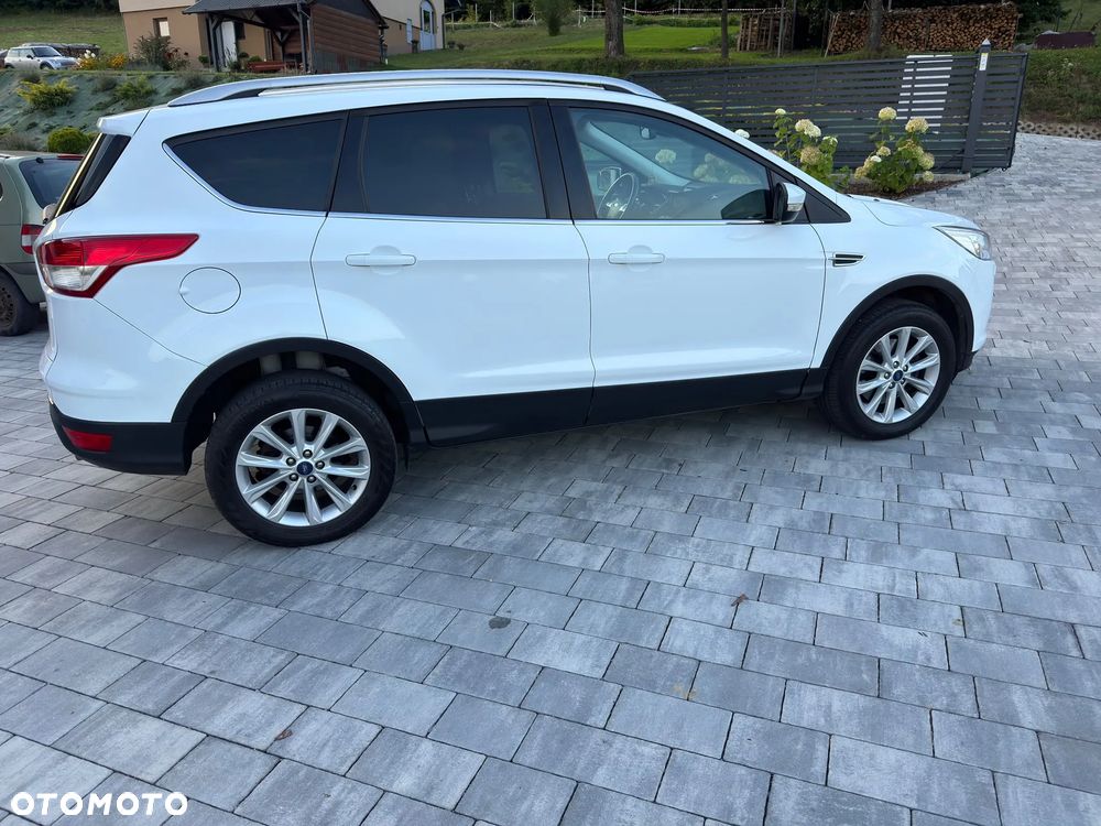 Ford Kuga - 2