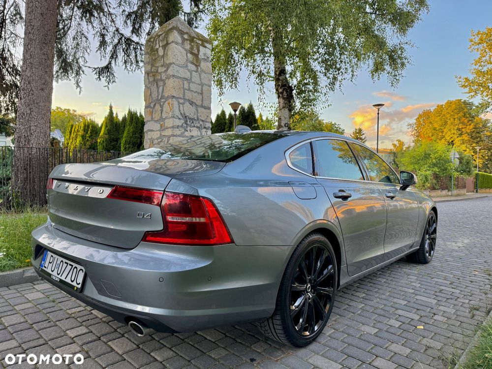 Volvo S90 D4 Geartronic Momentum Pro - 11