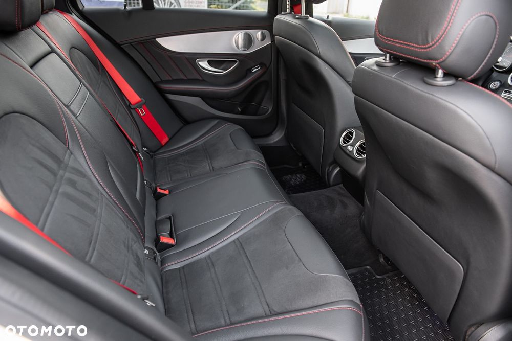 Mercedes-Benz Klasa C AMG 43 4Matic AMG TCT 9G - 35