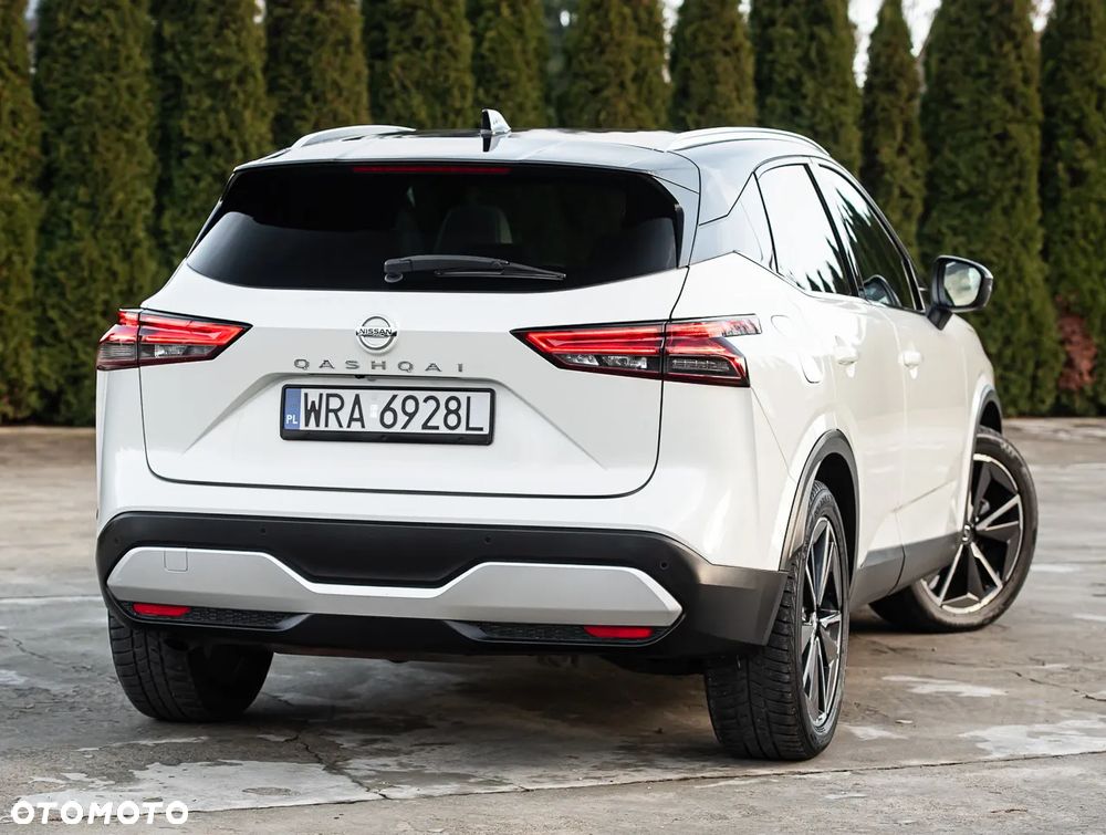 Nissan Qashqai 1.3 DIG-T 4x4 MHEV Xtronic Tekna+ - 12