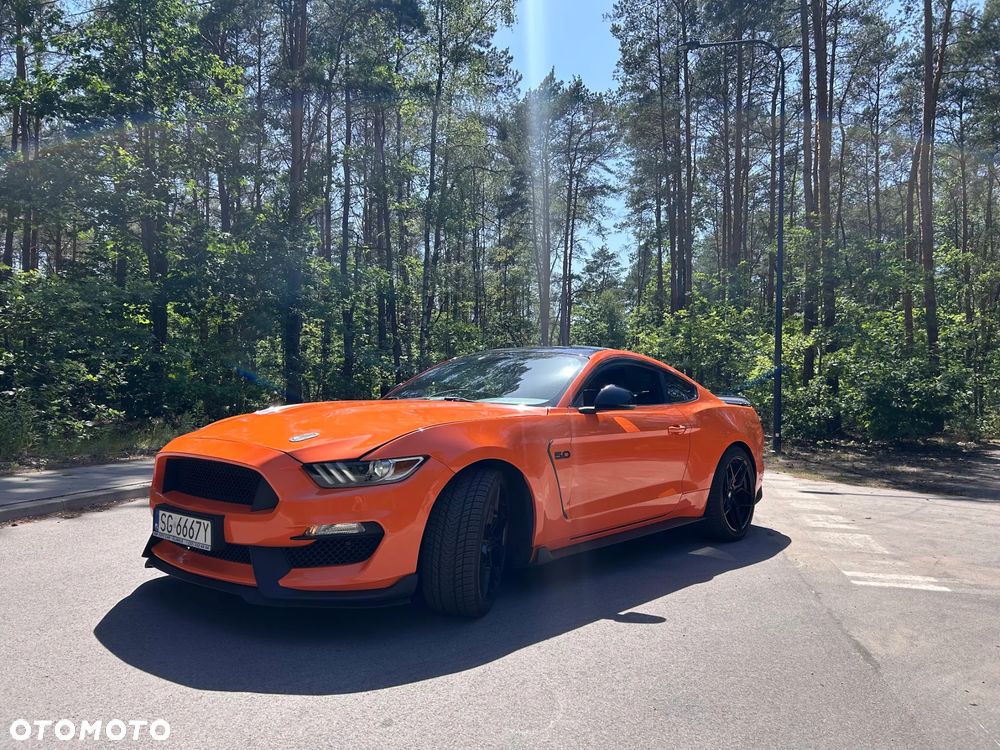 Ford Mustang 5.0 V8 GT - 2