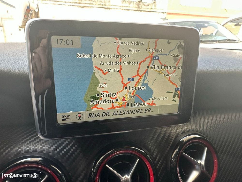 Mercedes-Benz A 45 AMG 4-Matic - 29