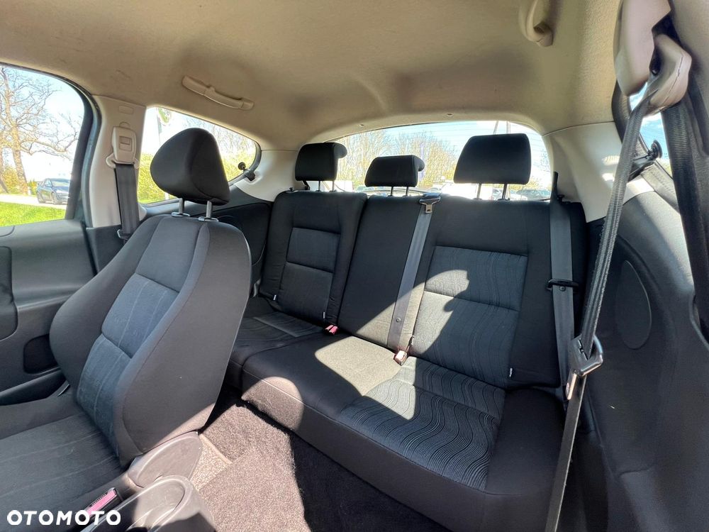 Peugeot 207 1.4 Trendy - 5