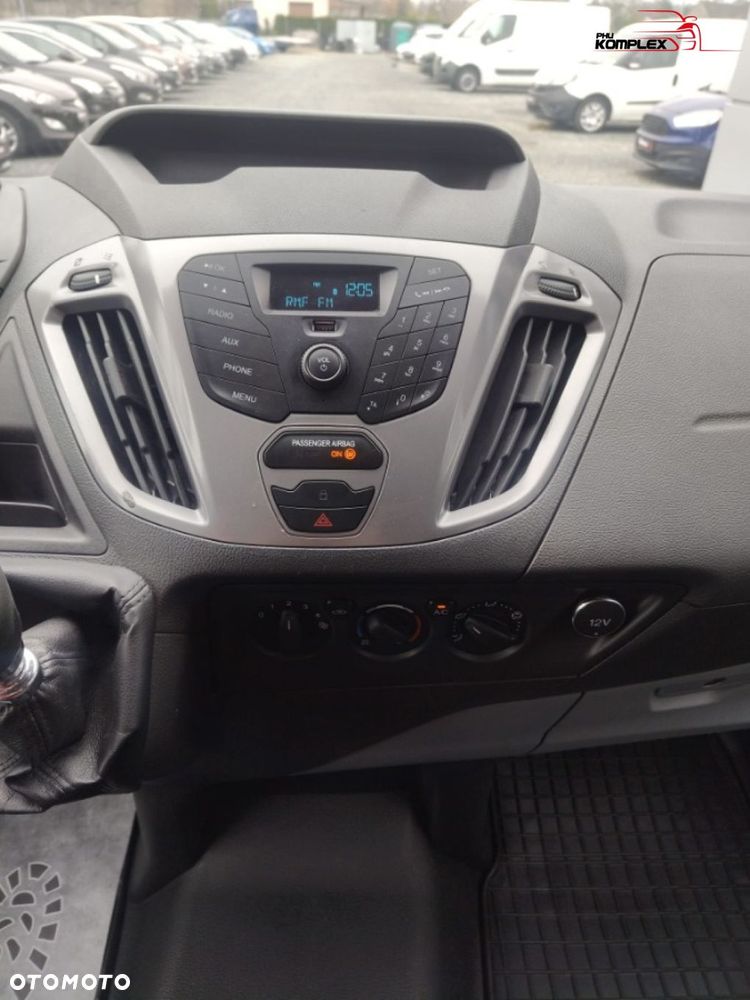 Ford Transit Custom - 13