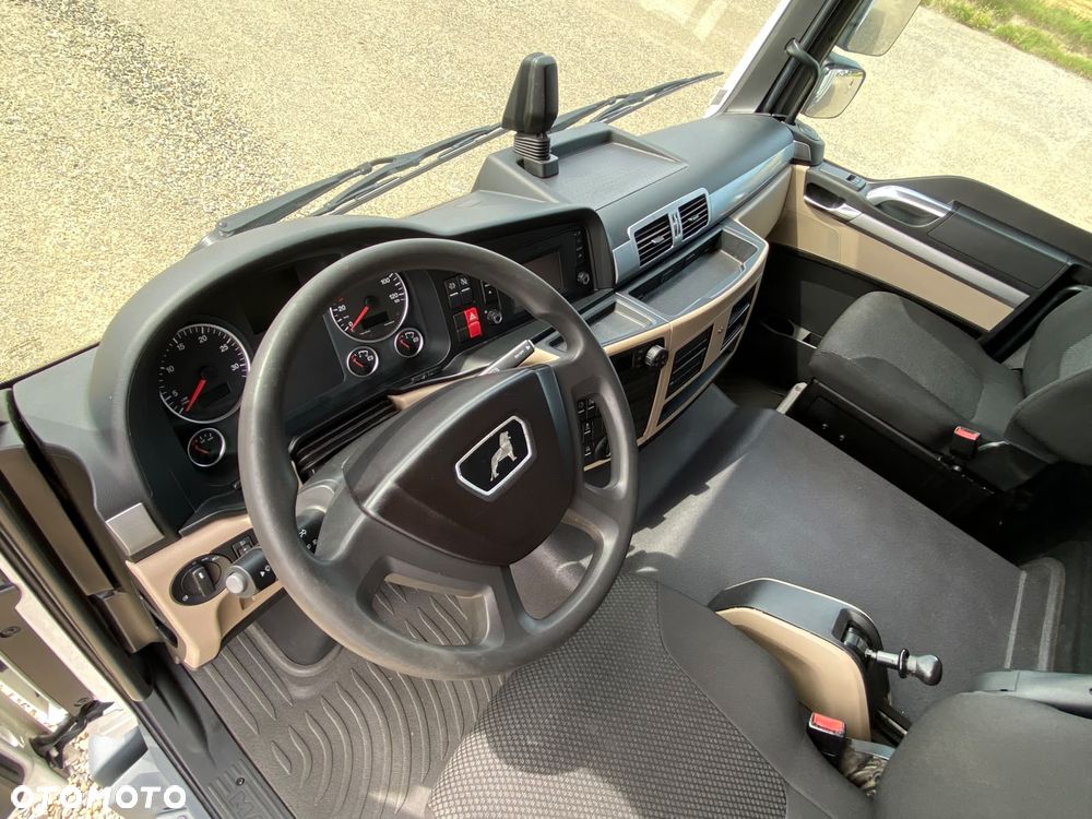 MAN TGM 18.290 | 2018 | Chłodnia 8,8 m | Carrier Supra 1150 Multitemp Silent | Automat | Winda | Drzwi boczne | 329 tys. km - 29