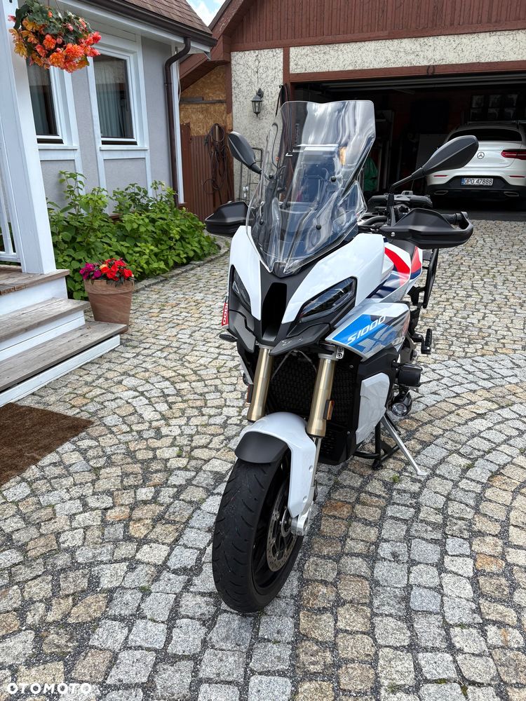 BMW XR - 3