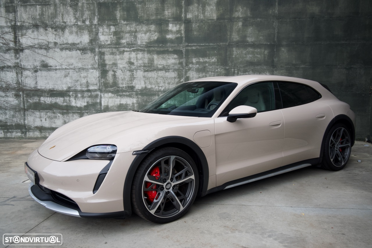 Porsche Taycan Cross Turismo 4S - 45