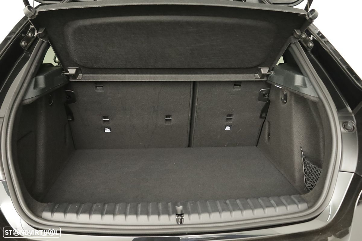 BMW 116 d Pack Desportivo M Auto - 27