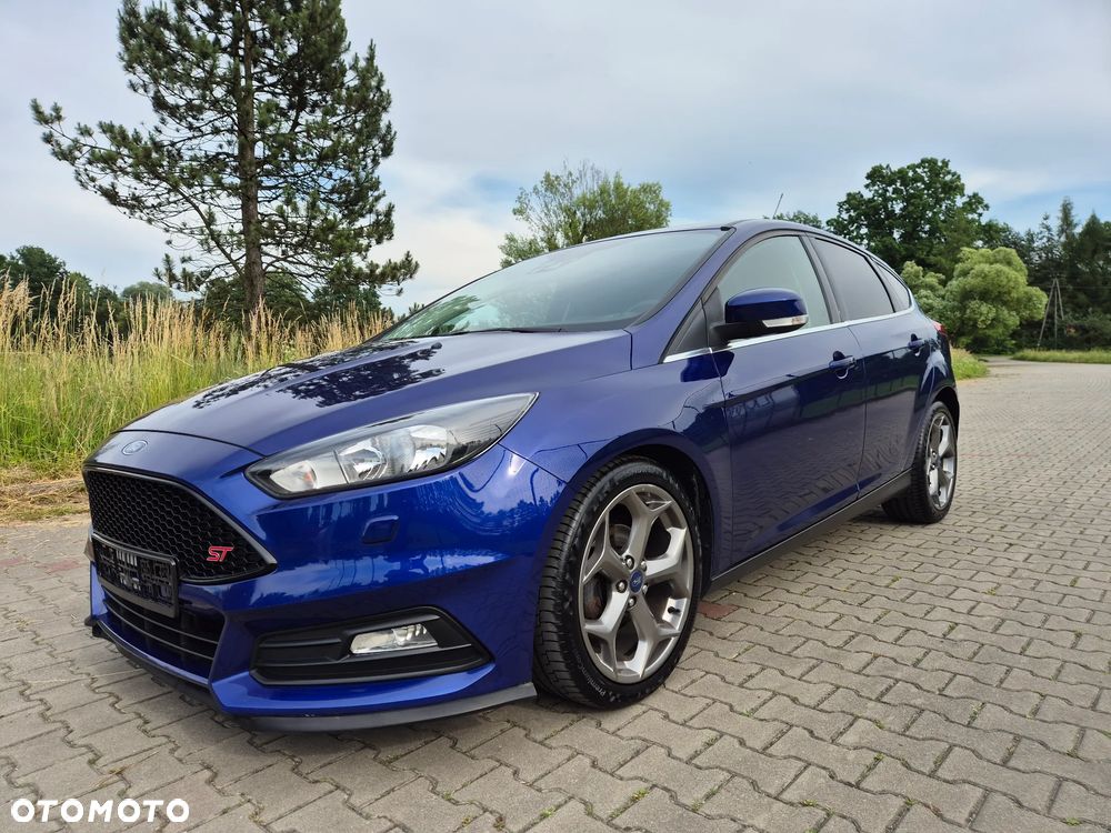 Ford Focus - 2