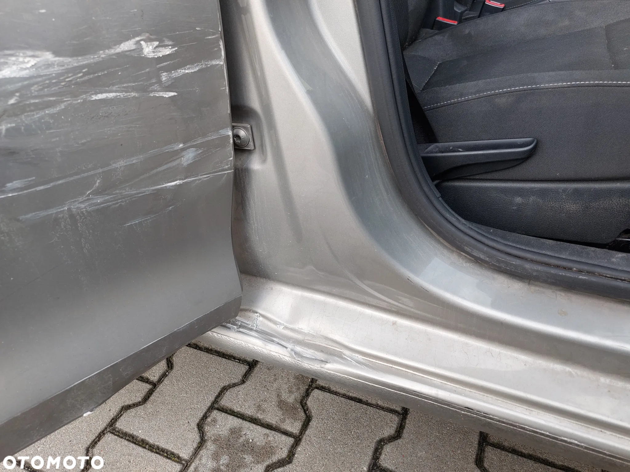 Skoda RAPID 1.2 TSI Ambition - 3