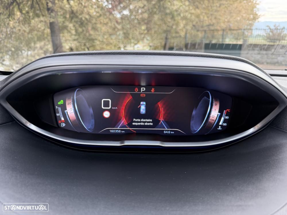 Peugeot 3008 1.6 BlueHDi GT Line Grip Control EAT6 - 23