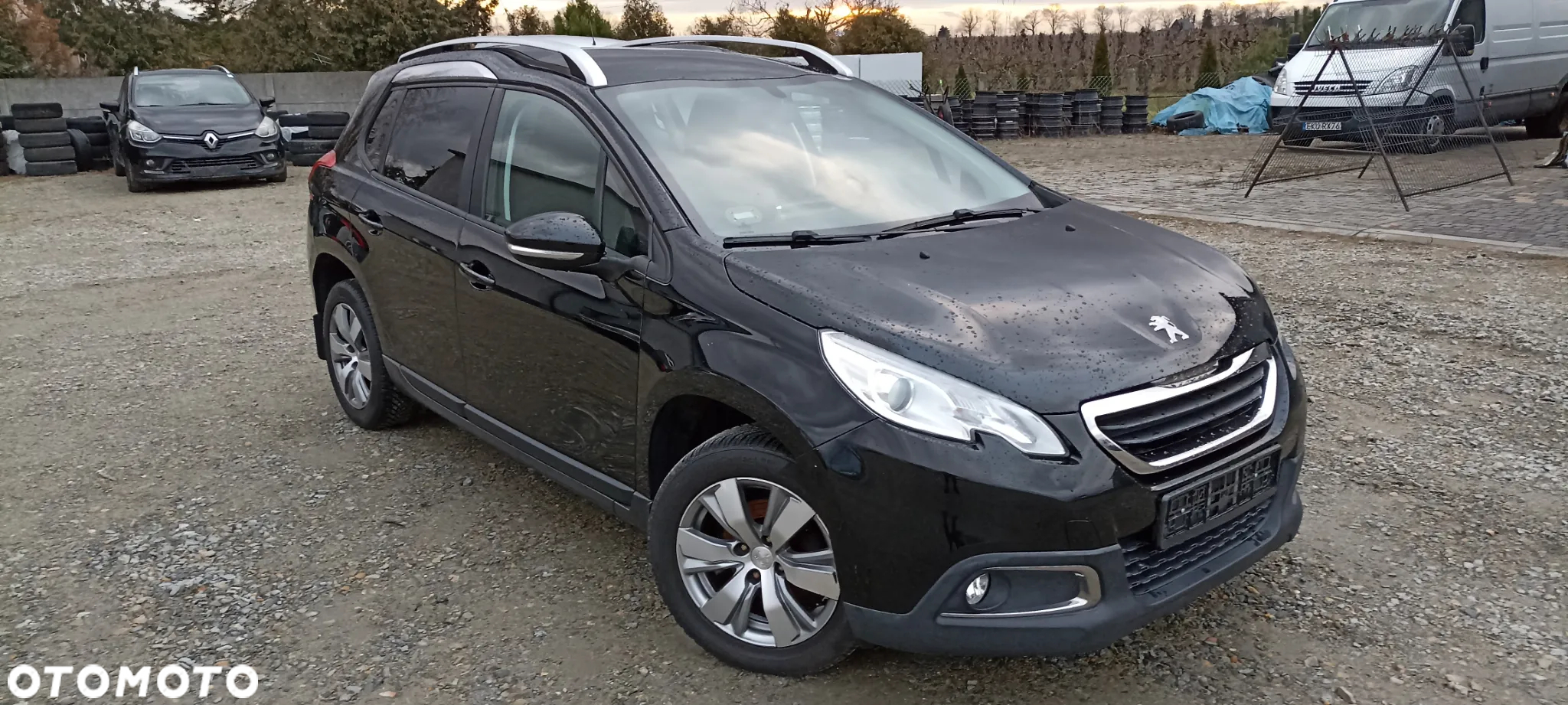 Peugeot 2008 1.6 e-HDi Allure S&S - 15