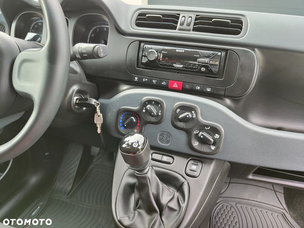 Fiat Panda Van 1.2 69km LPG 2019r 125tys km VAT-1 Salon PL Gaz VAT-23% Klima - 17