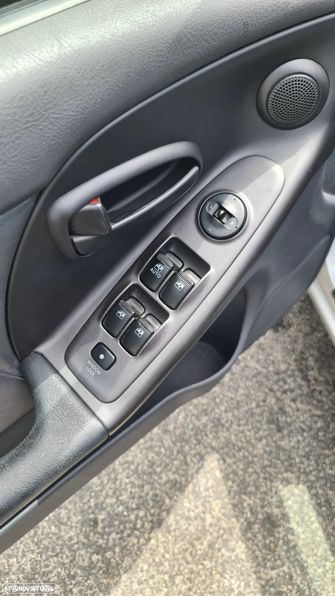 Hyundai Elantra 2.0 GLS Plus - 18