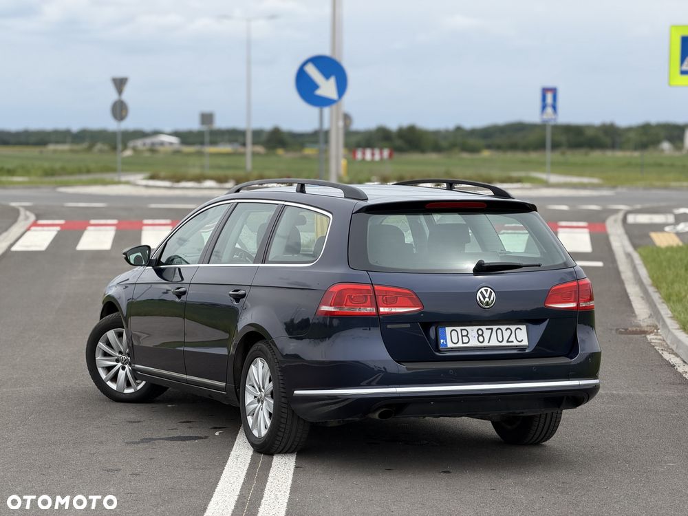 Volkswagen Passat - 2