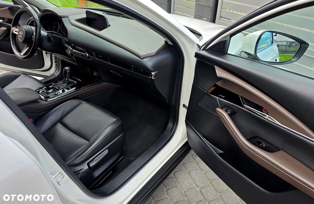 Mazda CX-30 2.0 mHEV Hikari AWD - 25