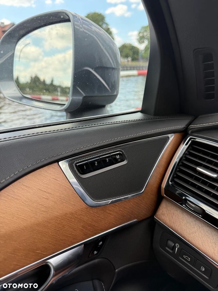 Volvo XC 90 - 2