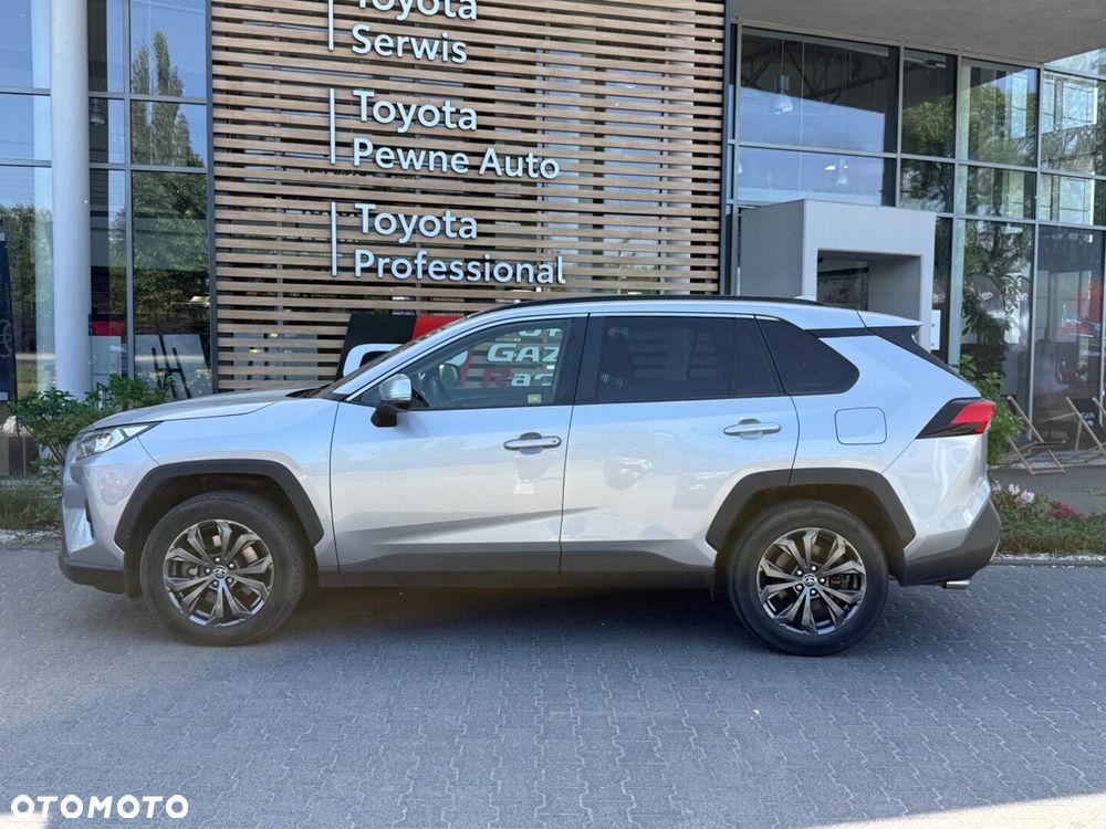 Toyota RAV4 - 2