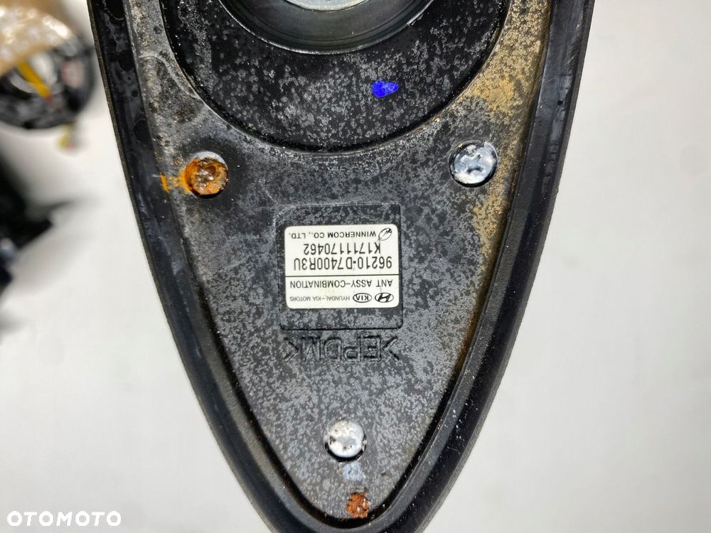 HYUNDAI TUCSON II ANTENA RADIA PŁETWA 96210-D7400 R3U 15-21 - 3
