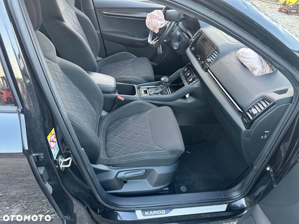 Skoda Karoq 2.0 TDI SCR DSG Tour - 9