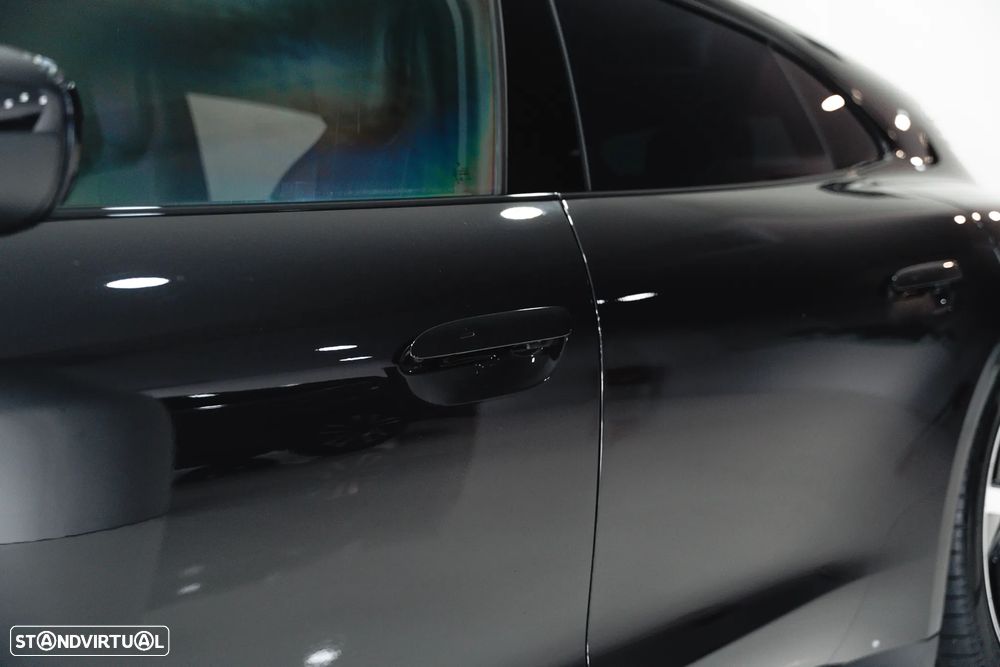 Porsche Taycan Sport Turismo 4S Black Edition - 7