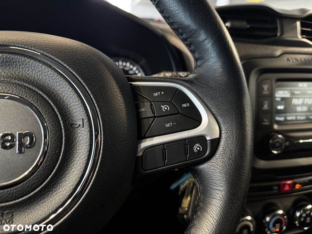 Jeep Renegade - 17