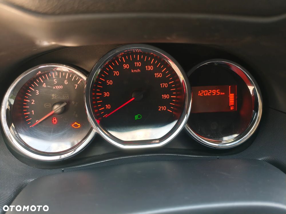 Dacia Duster 1.6 16V 105 4x2 Prestige - 27