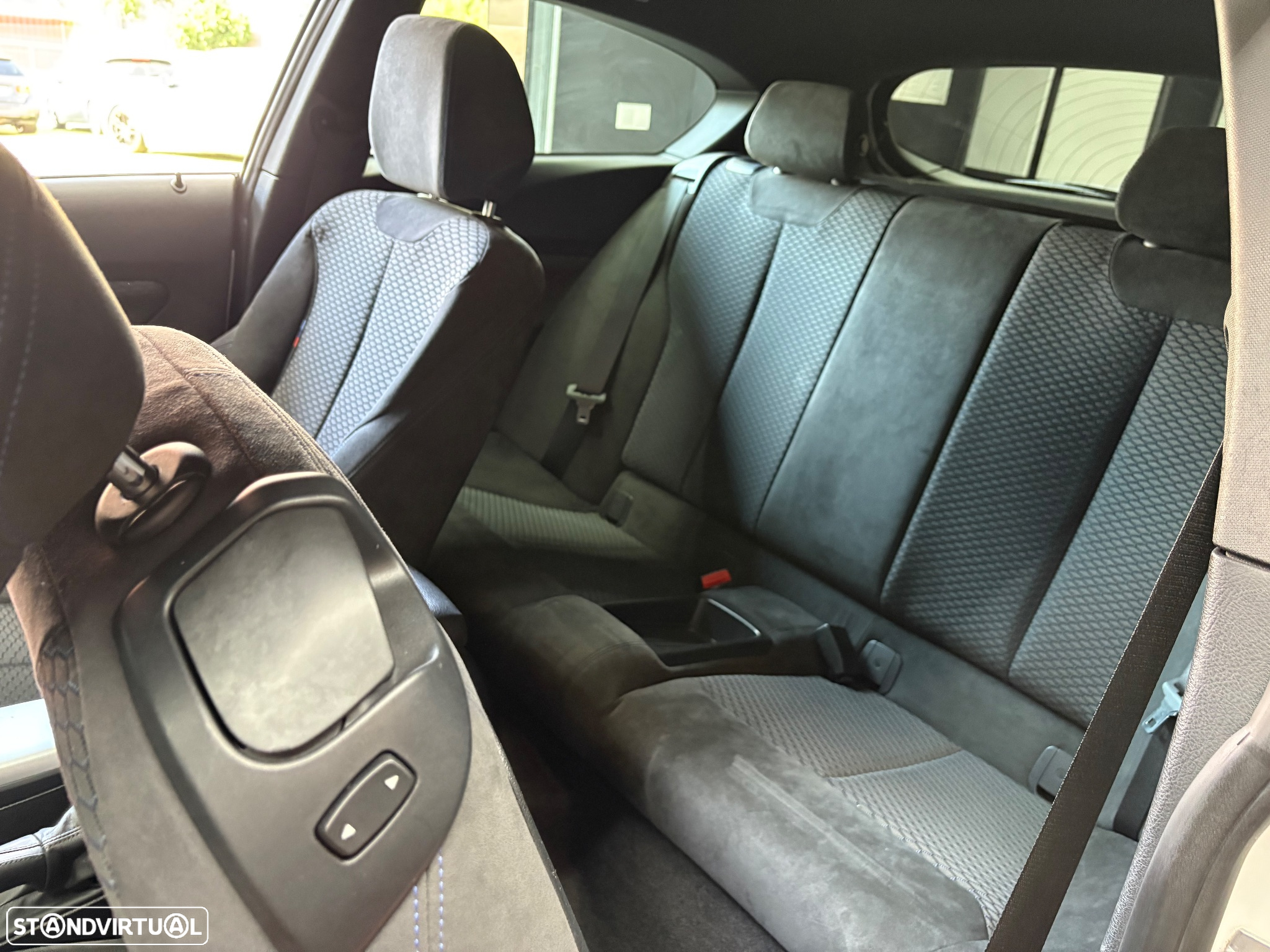 BMW 120 d Pack M - 39