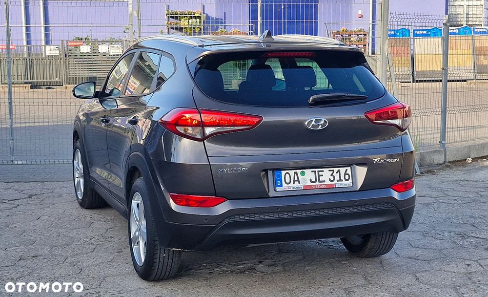 Hyundai Tucson 1.7 CRDI BlueDrive Comfort 2WD - 6