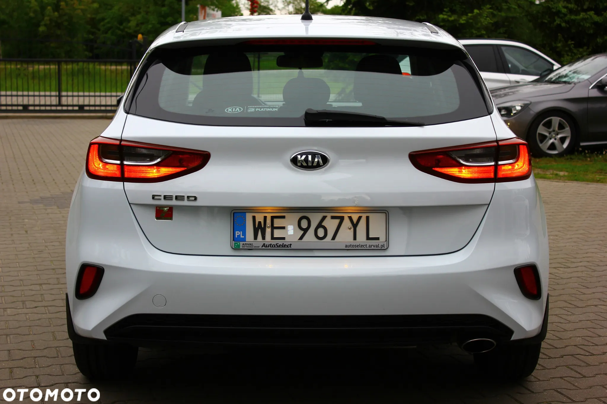 Kia Ceed 1.6 CRDi SCR S - 21