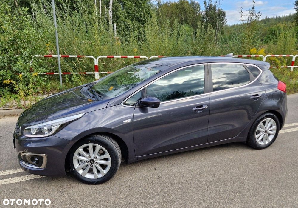 Kia Ceed - 3