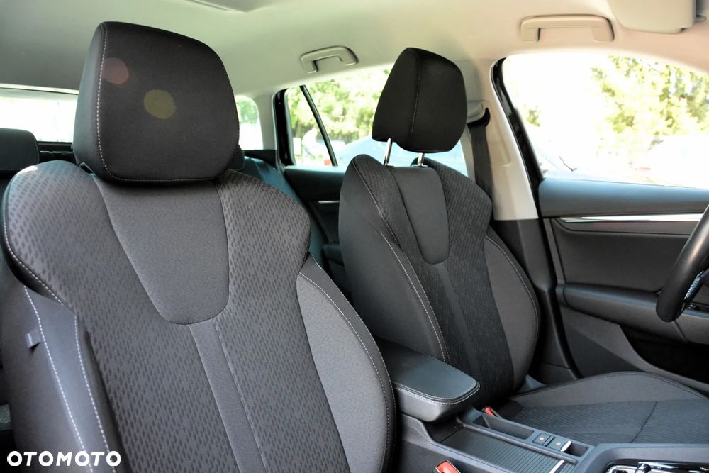 Skoda Octavia 2.0 TDI SCR Style DSG - 16