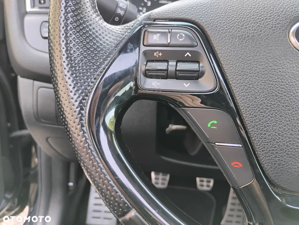 Kia Ceed 1.6 CRDi 136 ISG GT Line - 22
