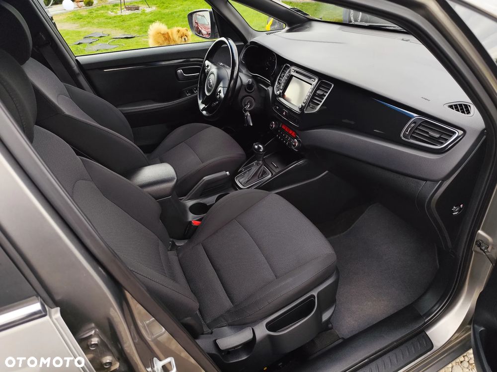 Kia Carens 1.7 CRDi 141 Dream Team Edition - 7