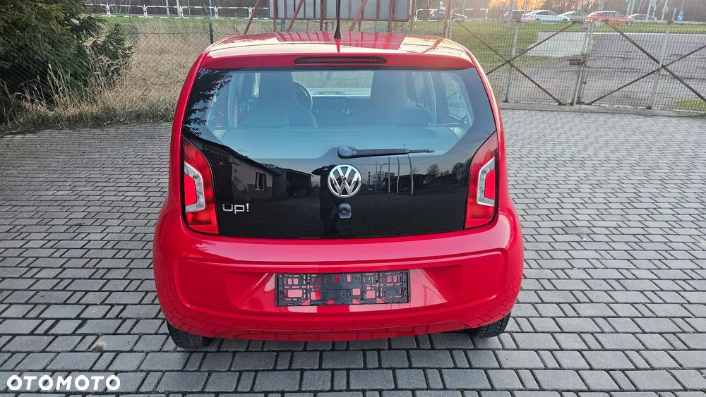 Volkswagen up! move - 6