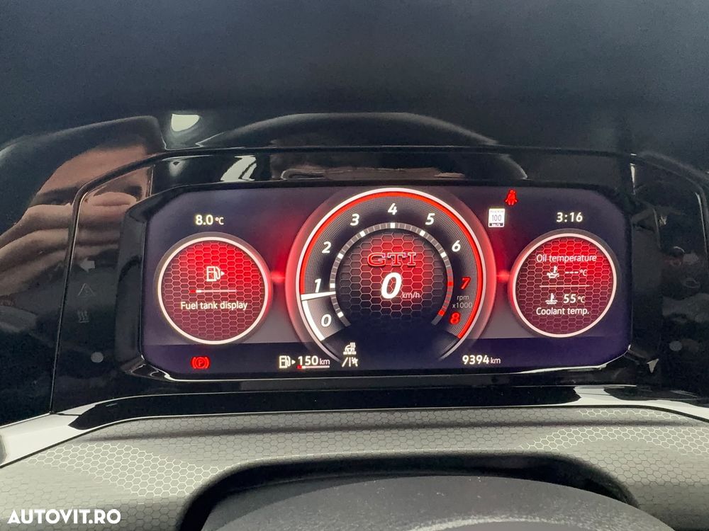 Volkswagen Golf 2.0 TSI R - 7