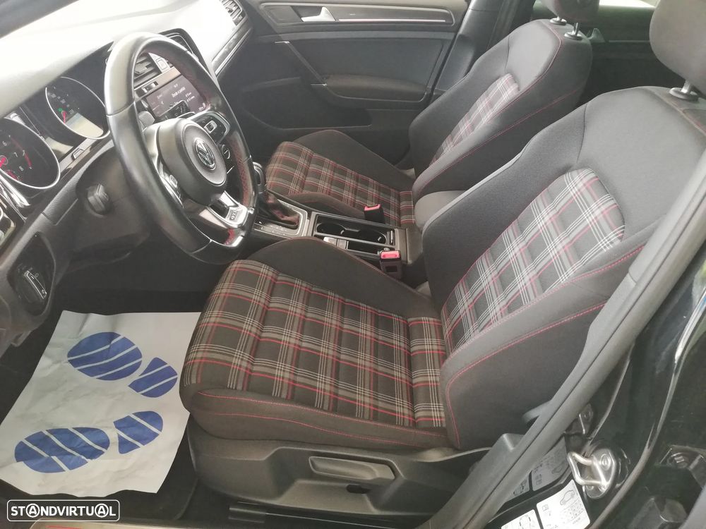 VW Golf GTI Performance BlueMotion DSG - 19