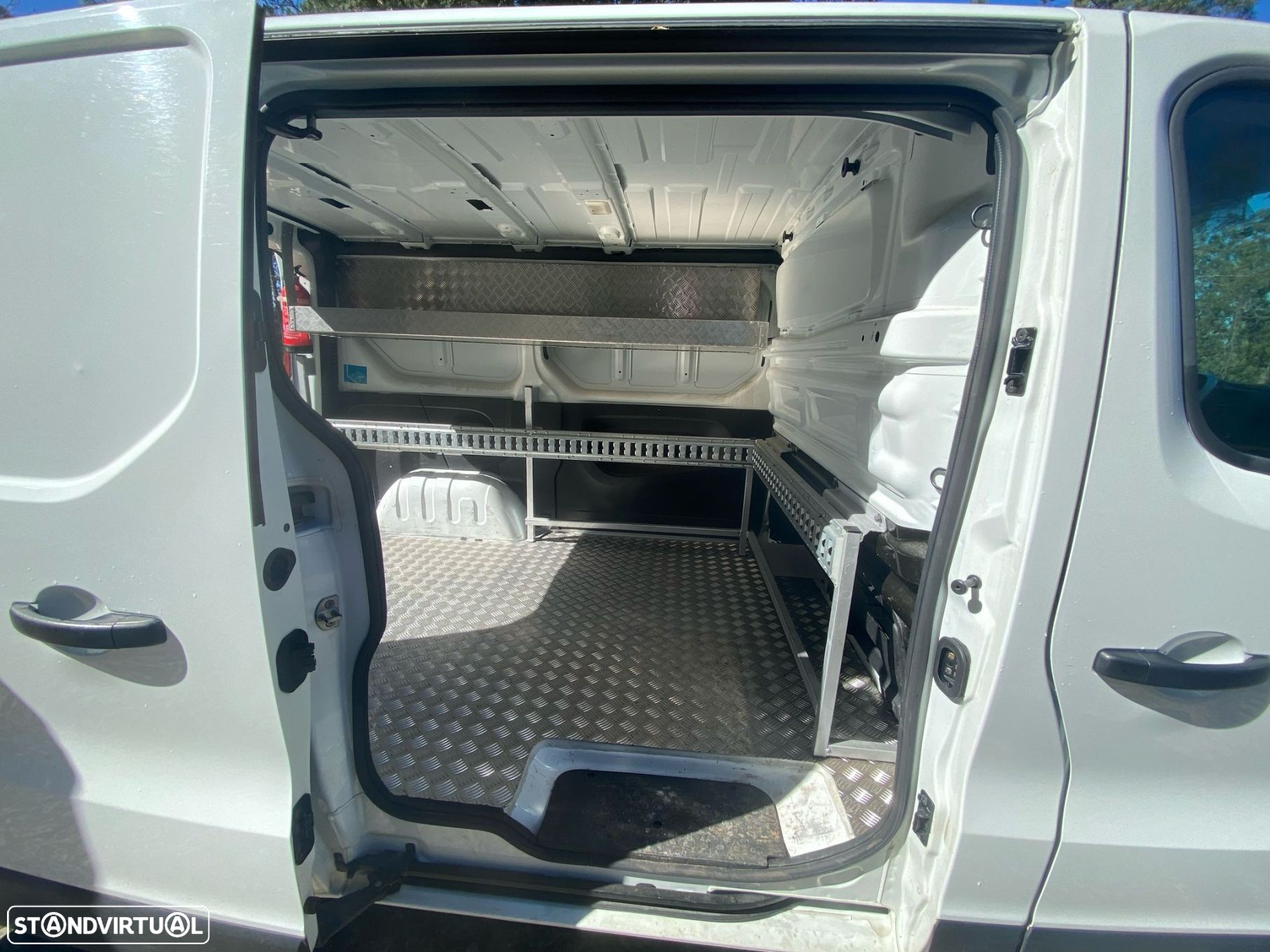 Renault Trafic 1.6 dCi L1H1 1.0T SS - 16