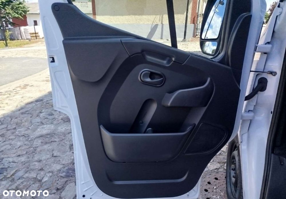 Renault Master - 11
